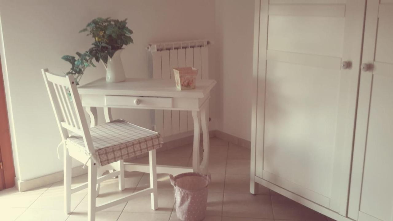 Beti House Heart'S And Roses Rooms Ponte Galeria Exterior foto